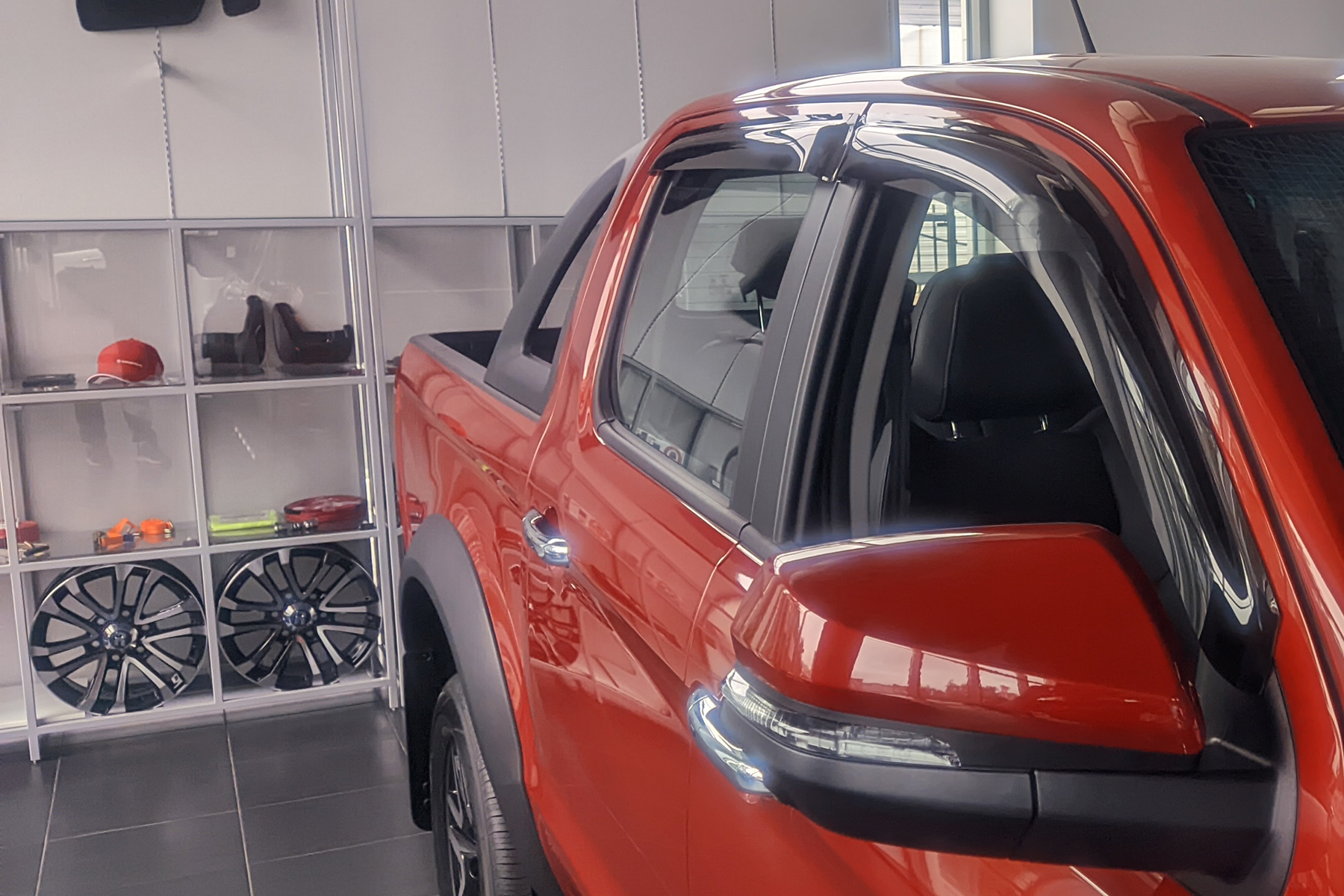 Дефлекторы окон для JAC T6, 2015-н.в., T8, 2018-н.в. пикап двойная кабина SIM 4 шт. / Джак Т6