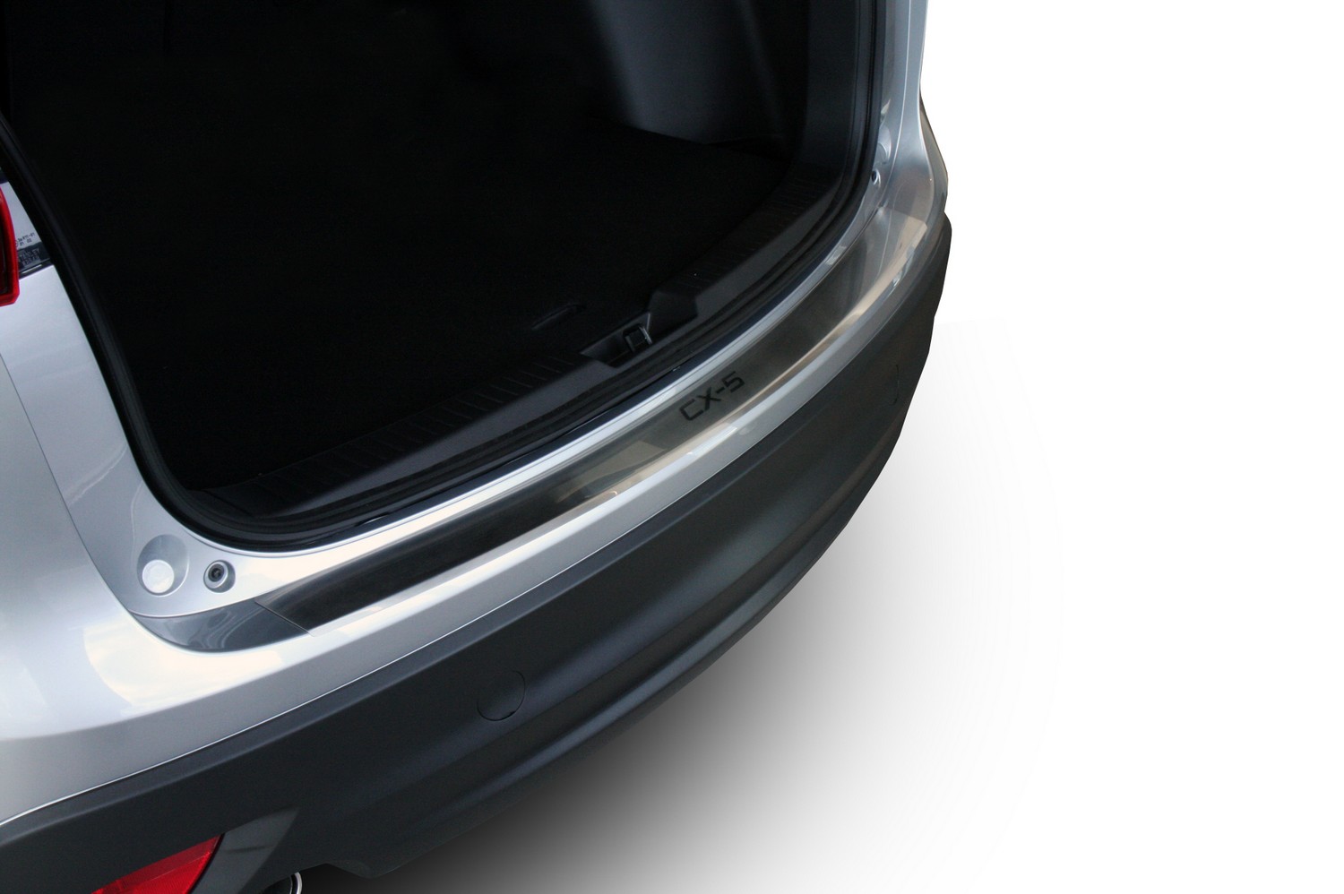Накладка на наруж. порог багажника с логотипом NL,Mazda CX-5 2012- / Мазда СХ-5