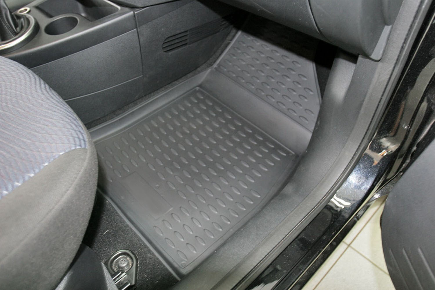 Коврики в салон FORD Fusion 09/2002-, Fiesta 2002-2008, 4 шт. (полиуретан) / Форд Фьюжн