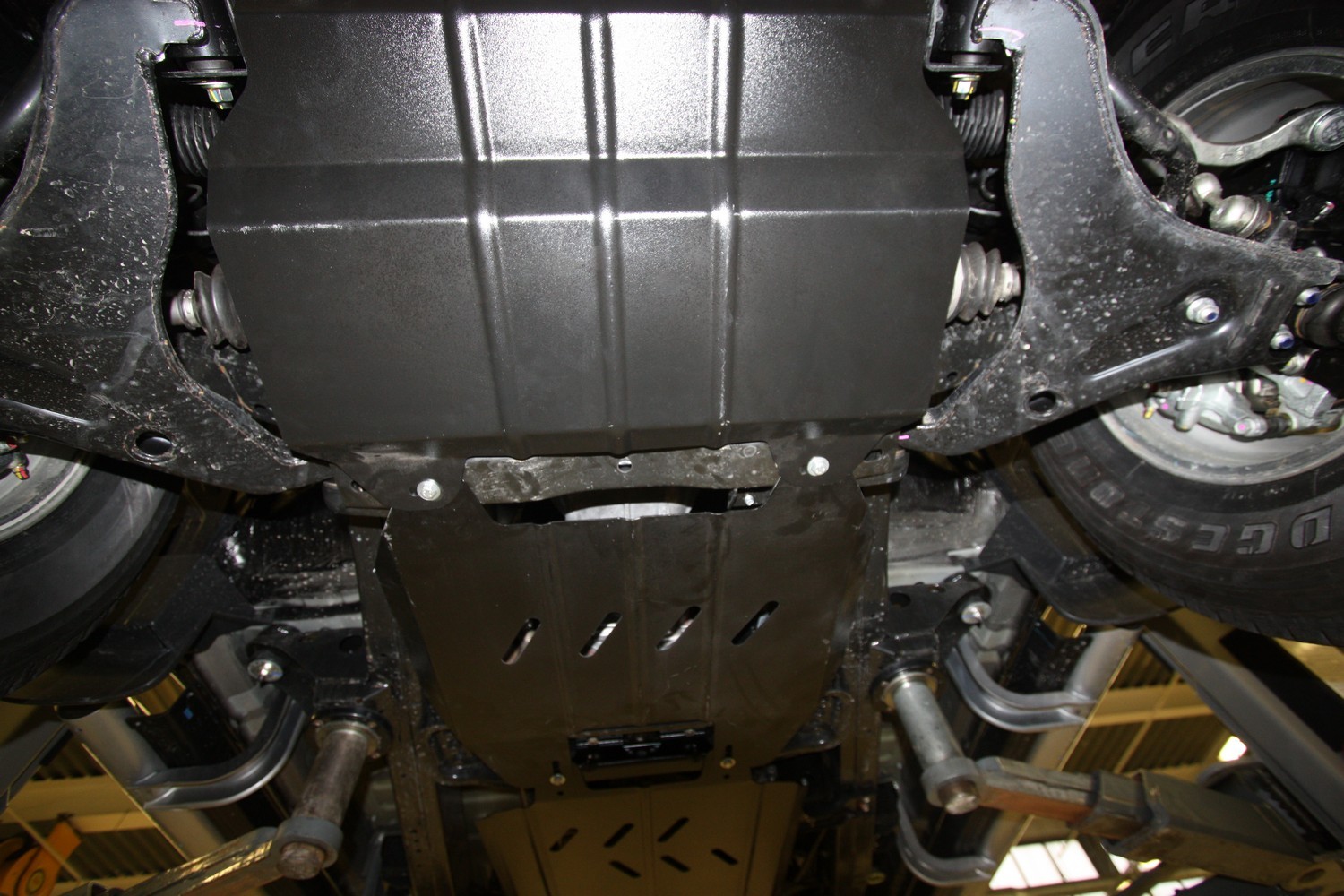 Защита коробки передач для MITSUBISHI Pajero Sport (2006-2016), L200, DC CC (2010-2018) 3.0 бензин, 2.5 дизель АКПП / Митсубиси Паджеро спорт