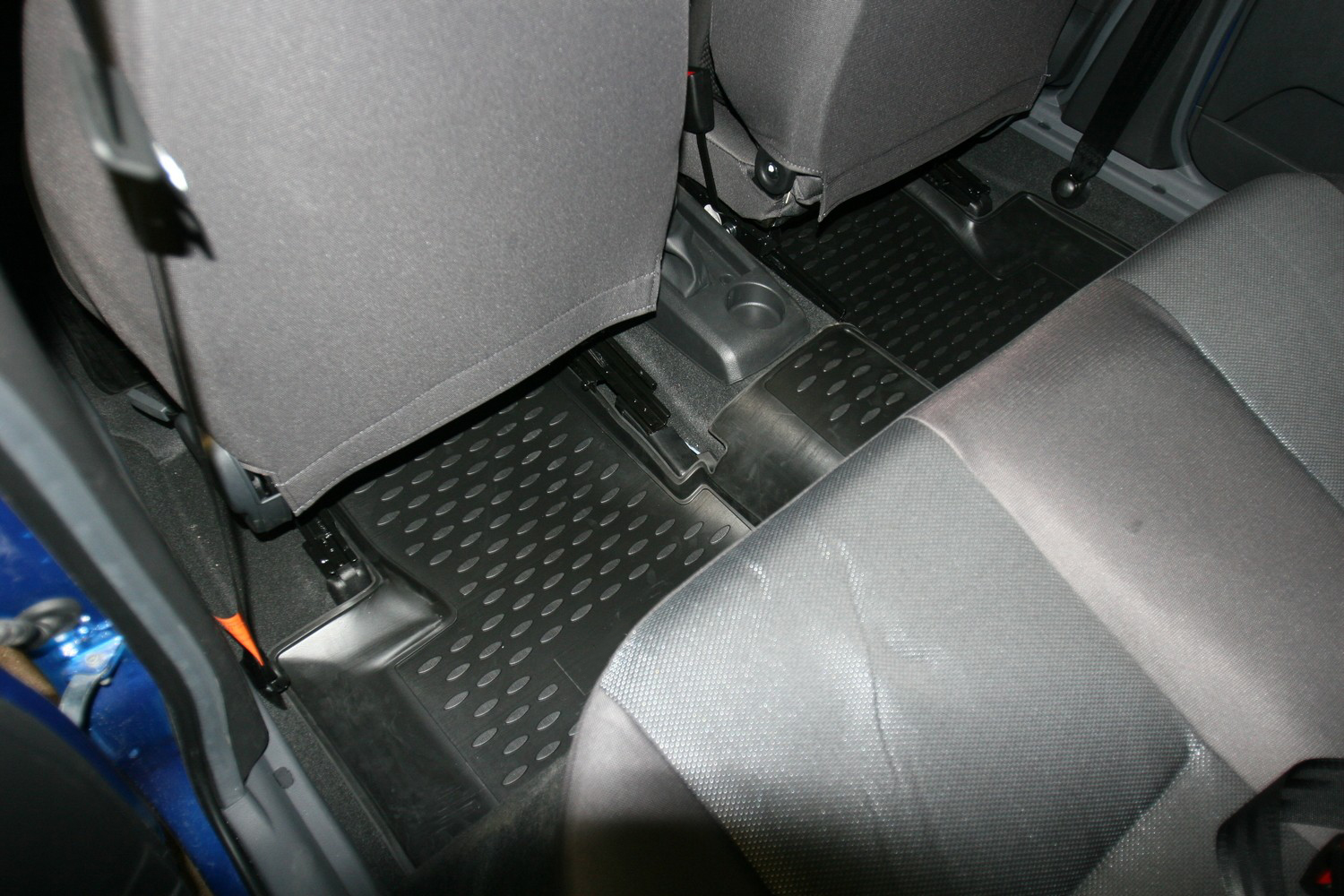 Коврики в салон 2D для DAEWOO Nexia 1995-2007 седан Element черный полиуретан / Деу Нексия