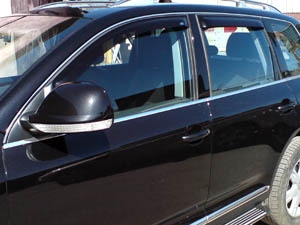 Дефлекторы боковых окон Volkswagen Touareg, 2007-2010, 4ч., темный / Фольксваген Туарег