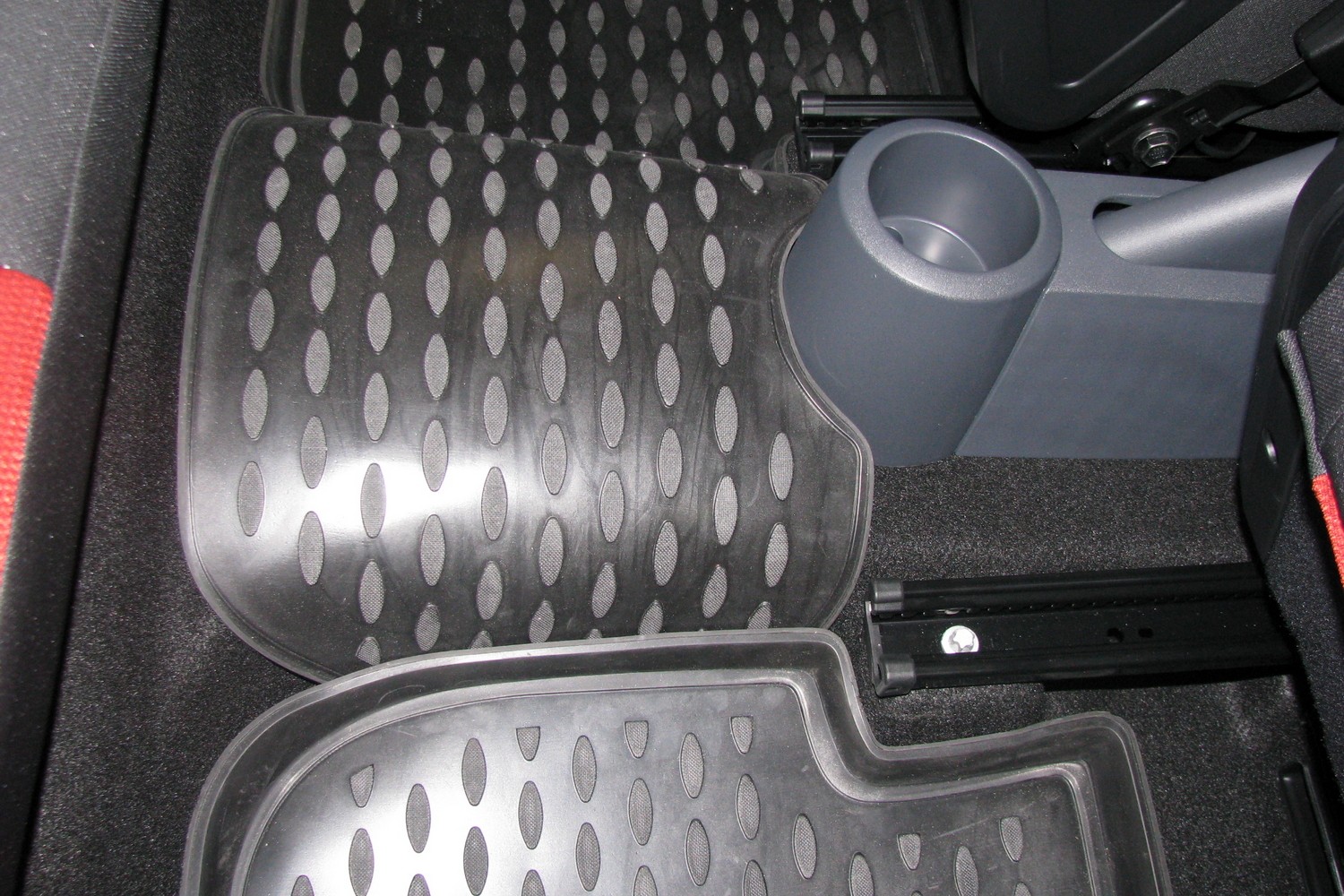 Коврики в салон MITSUBISHI Colt 5D 10/2009-, 4 шт. (полиуретан) / Митсубиси Кольт