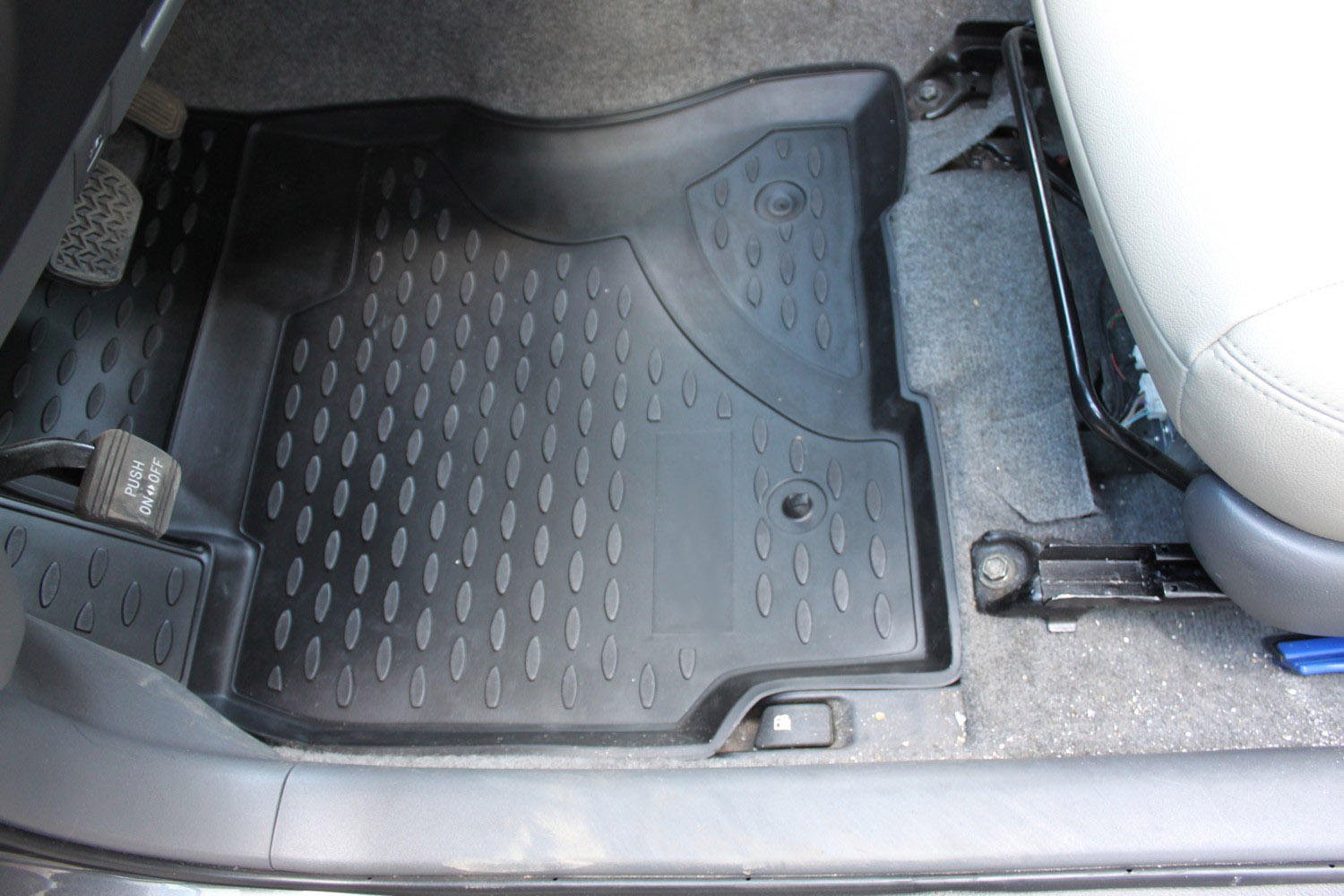 Коврики в салон TOYOTA Prius 2003-2009, 4 шт. (полиуретан) / Тойота Приус