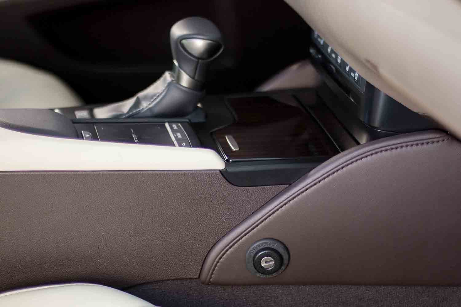 Замок КПП B-system 12.045 FORD Eсosport, AT, 2018- / Форд Экоспорт