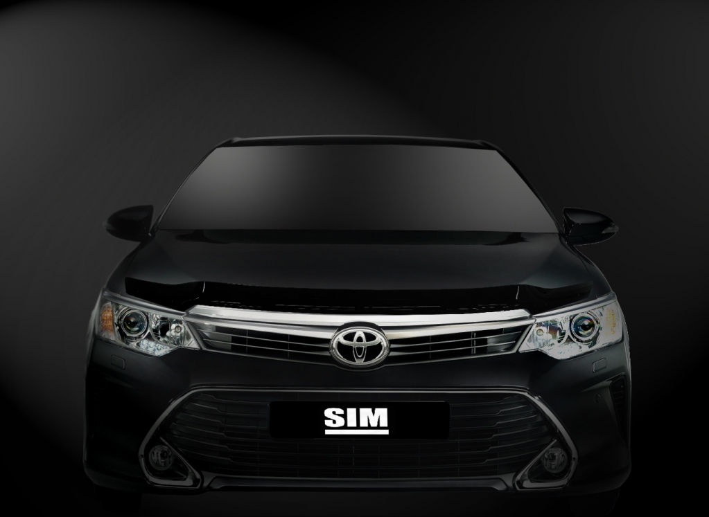 Дефлектор капота темный TOYOTA CAMRY 2014-2017 / Тойота Камри