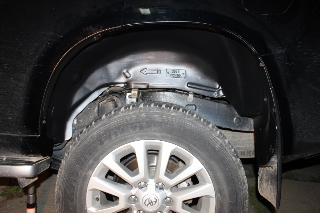 Подкрылок с шумоизоляцией TOYOTA LC150, 2009-2013, 2013-2015, 2015-, внедорожник (задний правый) / Тойота Ленд крузер прадо