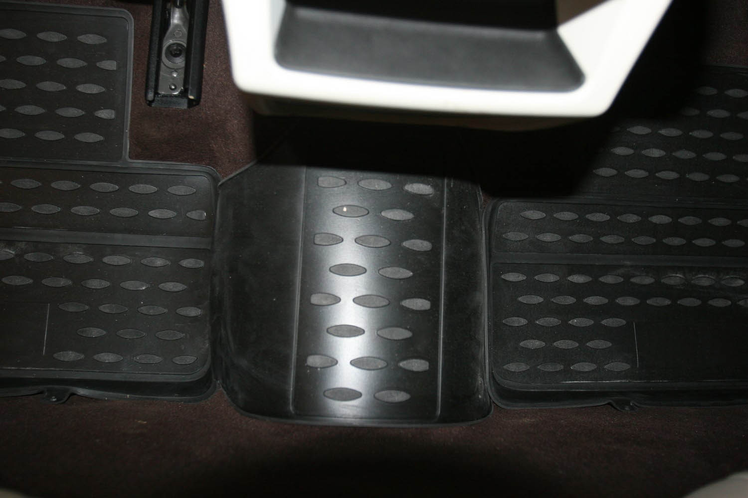 Коврики в салон LAND ROVER Range Rover Evoque, 2011-, 4 шт. (полиуретан) / Ленд Ровер Рендж Ровер Эвок
