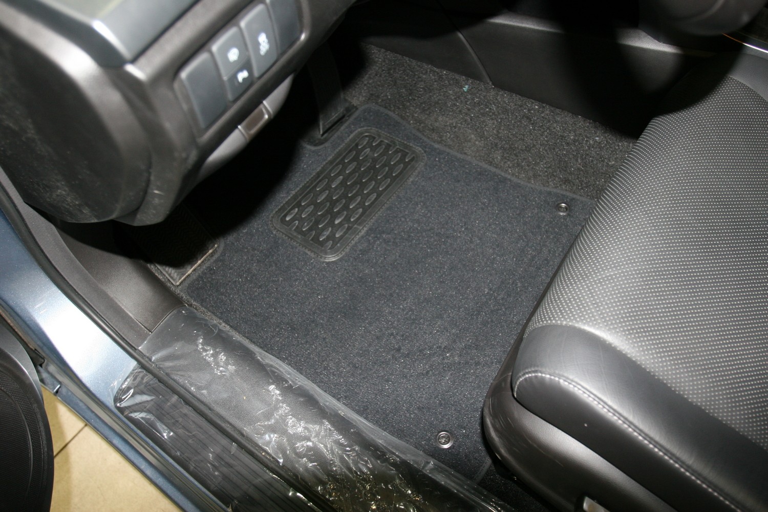 Коврики в салон HONDA Accord АКПП 2007-2011, 2011-2013, сед., 4 шт. (текстиль) / Хонда Аккорд