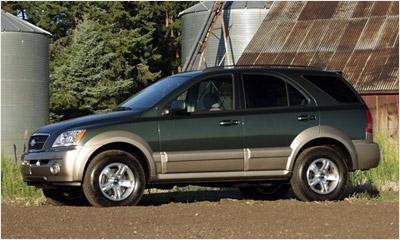 Дефлектор капота темный KIA SORENTO 2003-2008 / Киа Соренто