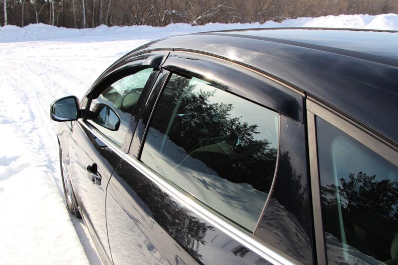 Дефлекторы боковых окон Ford Focus III, 2011-2019, SD, HB, 4ч., темный / Форд Фокус