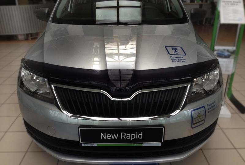 Дефлектор капота темный SKODA Rapid 2012-2020 / Шкода Рапид